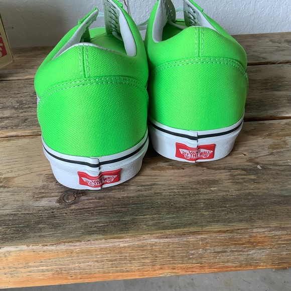 Men’s Vans Old Skool Neon NWT, size 11.5 - Green Gecko/Tr White - Picture 9 of 9
